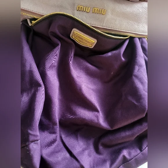 Miu Miu Pink Vitello Lux Bow Handbag. Check my ebay store for great discounts - Picture 5 of 9